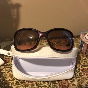 Women’s Oakley sunglasses